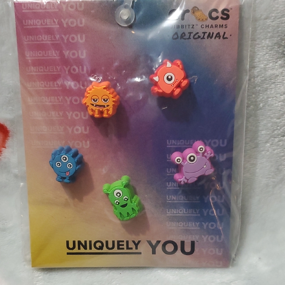 CROCS Jibbitz Tiny Monsters 5 Pack - Picture 1 of 3